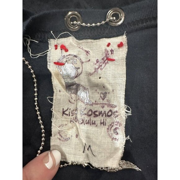 Kishi Cosmos Black Graphic Tee With Purple Angel Wing Design M - Picture 4 of 6